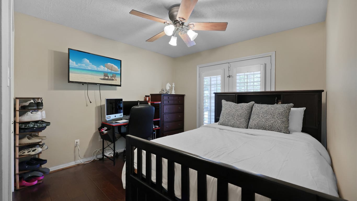 Crosby 2-story, 3-bed 16006 Bollard Drive-idx