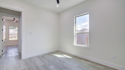 Crosby 1-story, 3-bed 15938 Boom Drive-idx