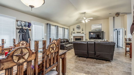Crosby 1-story, 3-bed 16606 Oarlock Court-idx