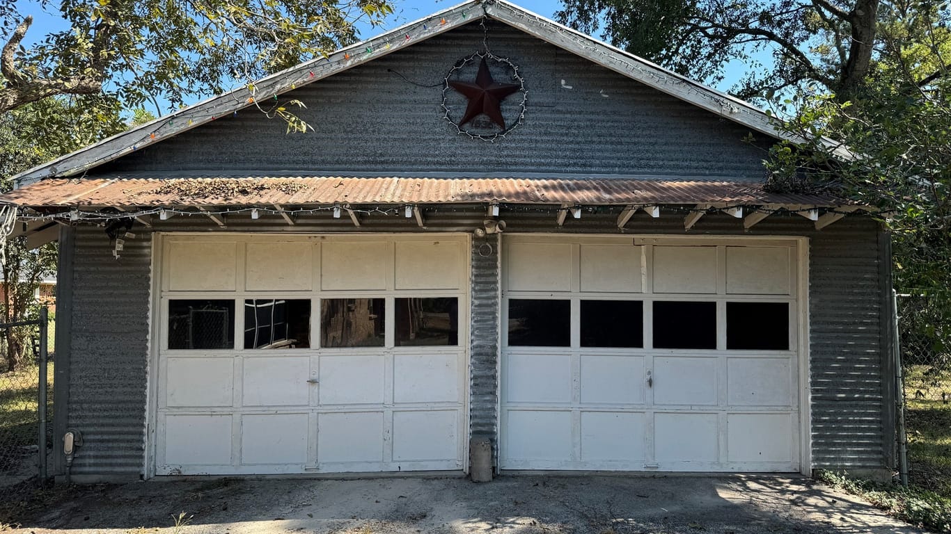 Crosby 1-story, 3-bed 5414 1st Street-idx