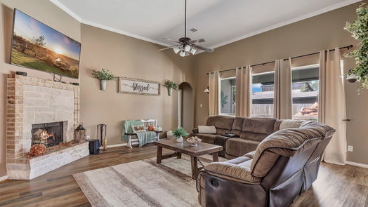 Crosby 1-story, 4-bed 18407 Bluffview Drive-idx