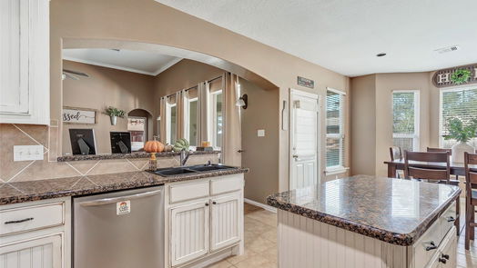 Crosby 1-story, 4-bed 18407 Bluffview Drive-idx