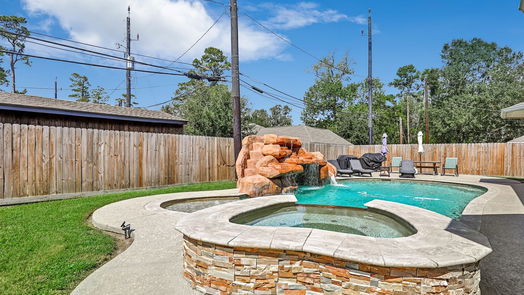 Crosby 1-story, 4-bed 18407 Bluffview Drive-idx