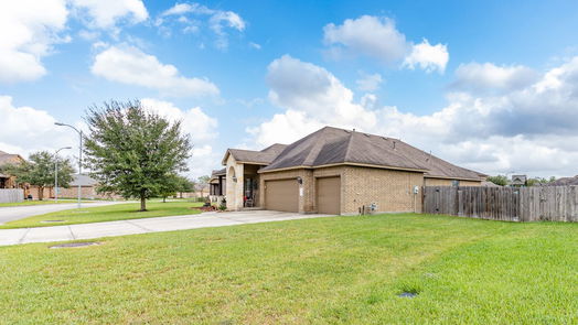 Crosby null-story, 3-bed 18822 Deer Trace Drive-idx