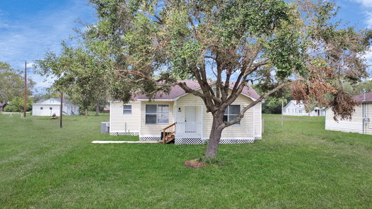 Danbury 1-story, 3-bed 1711 Avenue I-idx