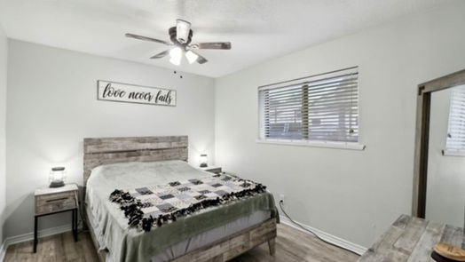 Danbury null-story, 3-bed 1510 Avenue B-idx