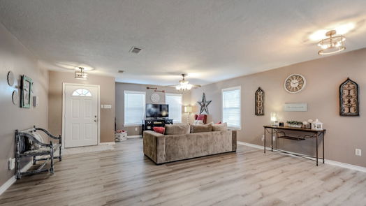 Dayton 1-story, 3-bed 304 Lisa Lane-idx