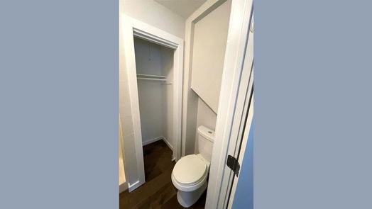 Dayton 2-story, 0-bed 104 Private Road 651-idx