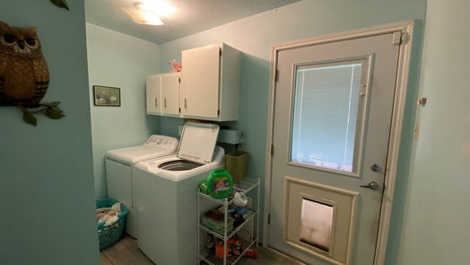 Dayton null-story, 3-bed 114 County Road 4266-idx