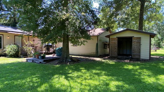 Dayton null-story, 3-bed 114 County Road 4266-idx