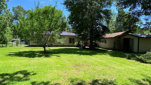 Dayton null-story, 3-bed 114 County Road 4266-idx