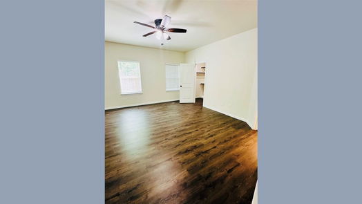 Dayton null-story, 4-bed 323 Carlos Leal Dr Drive-idx