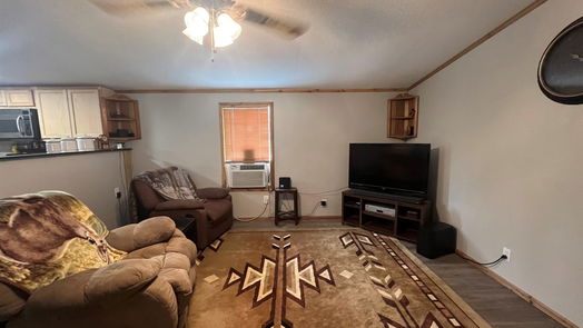 Dayton 1-story, 3-bed 121 County Road 4005-idx