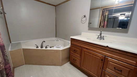 Dayton 1-story, 3-bed 121 County Road 4005-idx