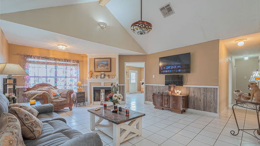 Dayton 1-story, 3-bed 190 County Road 6490-idx