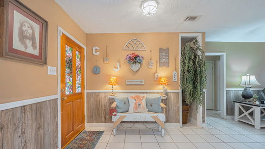 Dayton 1-story, 3-bed 190 County Road 6490-idx