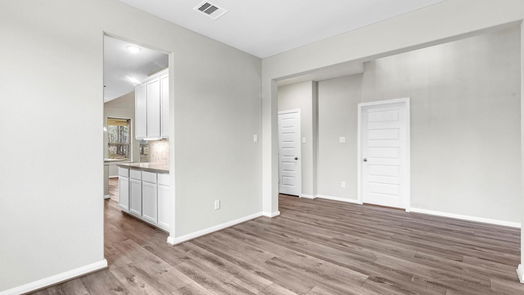 Dayton 2-story, 4-bed 4037 Road 66124-idx