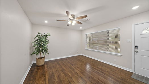 Deer Park 1-story, 4-bed 210 E 3rd Street-idx