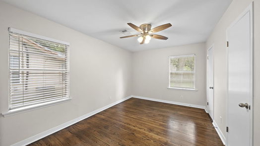 Deer Park 1-story, 4-bed 210 E 3rd Street-idx