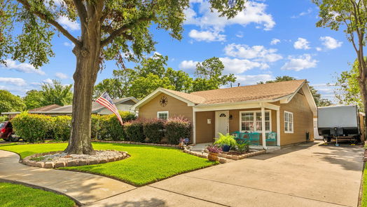 Deer Park 2-story, 2-bed 810 Harvard Street-idx