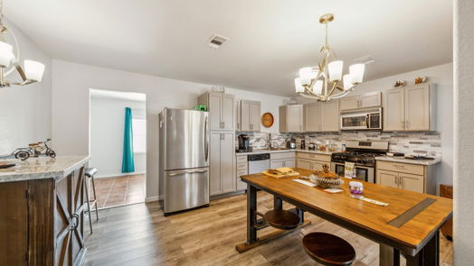 Deer Park 2-story, 2-bed 810 Harvard Street-idx