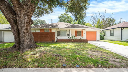 Deer Park null-story, 3-bed 209 W 3rd Street-idx