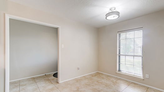 Deer Park 1-story, 4-bed 1009 N Kaufman Drive-idx