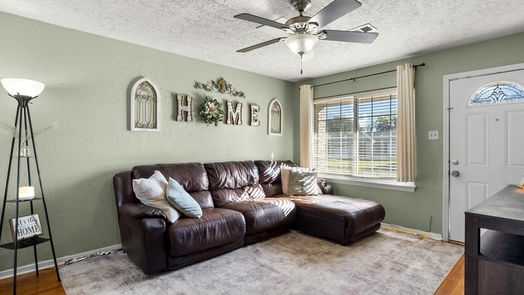 Deer Park null-story, 3-bed 830 Elm Street-idx