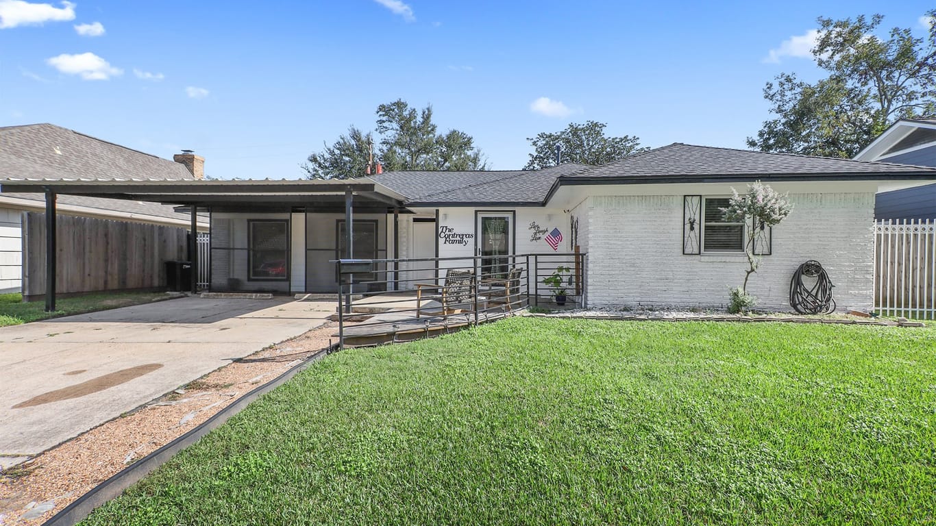 Deer Park null-story, 3-bed 809 Mark Street-idx