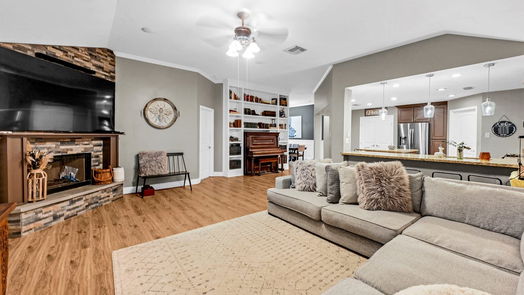 Dickinson 1-story, 3-bed 335 Brightfield Lane-idx