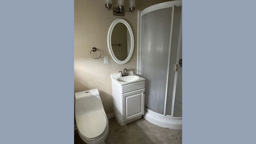 Dickinson 1-story, 3-bed 5119 Bayou Drive-idx
