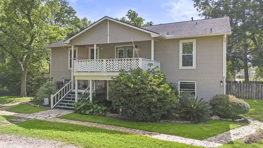 Dickinson 2-story, 3-bed 4509 Country Club Drive-idx