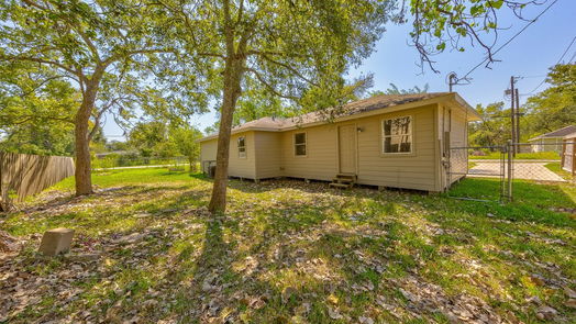 Dickinson 1-story, 3-bed 2217 Avenue F-idx