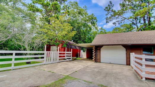 Dickinson 2-story, 4-bed 3513 Cedar Drive-idx