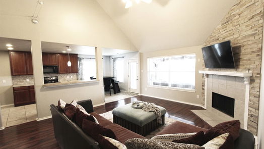League City 2-story, 3-bed 6517 Canyon Mist Lane-idx