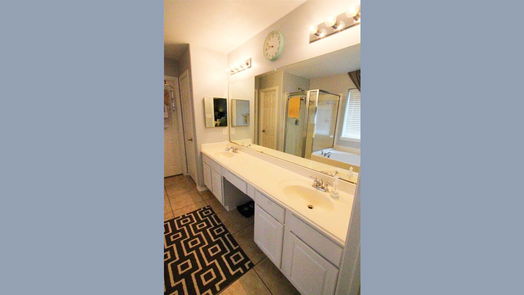 League City 2-story, 3-bed 6517 Canyon Mist Lane-idx