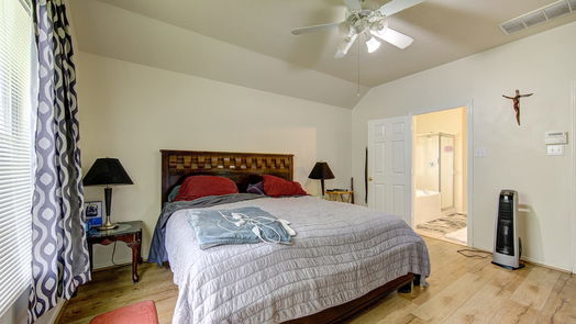 League City null-story, 3-bed 209 Colony Lake Lane-idx