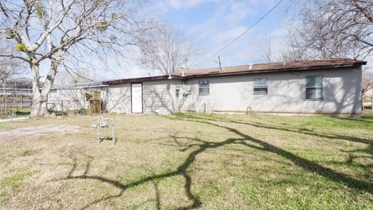Freeport 1-story, 4-bed 1011 W 10th Street-idx