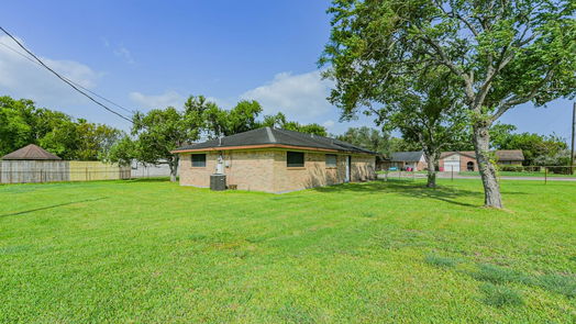 Freeport null-story, 3-bed 1705 N Avenue M-idx