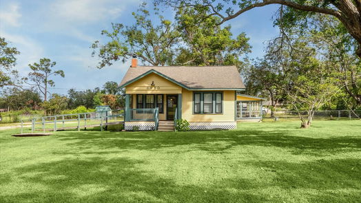 Jones Creek null-story, 2-bed 6950 Stephen F Austin Road-idx