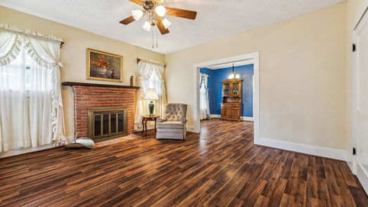 Jones Creek null-story, 2-bed 6950 Stephen F Austin Road-idx