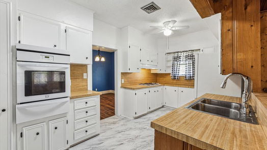 Jones Creek null-story, 2-bed 6950 Stephen F Austin Road-idx