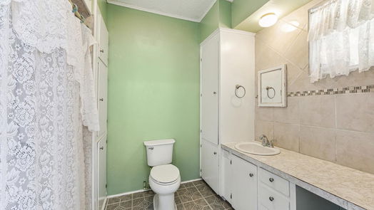 Jones Creek null-story, 2-bed 6950 Stephen F Austin Road-idx
