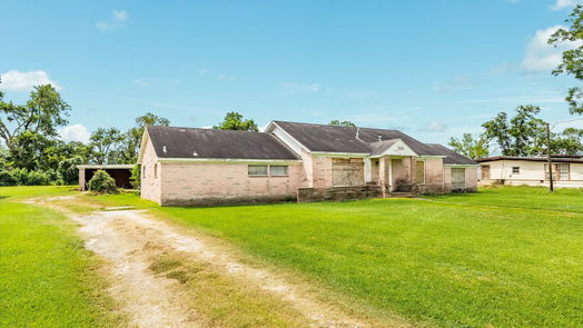 Jones Creek null-story, 3-bed 7231 Live Oak Drive-idx