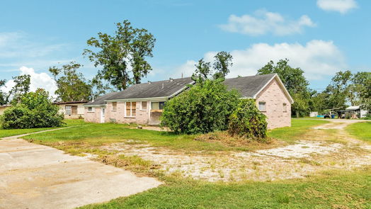 Jones Creek null-story, 3-bed 7231 Live Oak Drive-idx