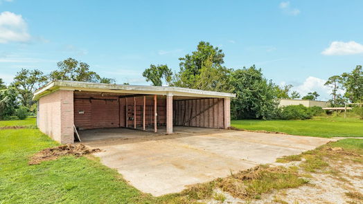 Jones Creek null-story, 3-bed 7231 Live Oak Drive-idx