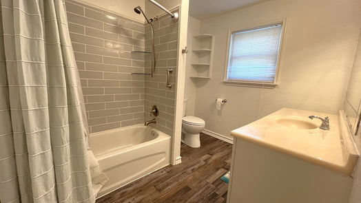 Oyster Creek 2-story, 3-bed 321 Allen Road-idx