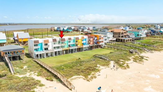 Surfside Beach 2-story, 2-bed 101 Pelican Place 7-idx