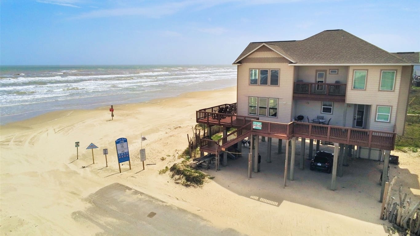 Surfside Beach 2-story, 4-bed 107 Yucca Avenue-idx