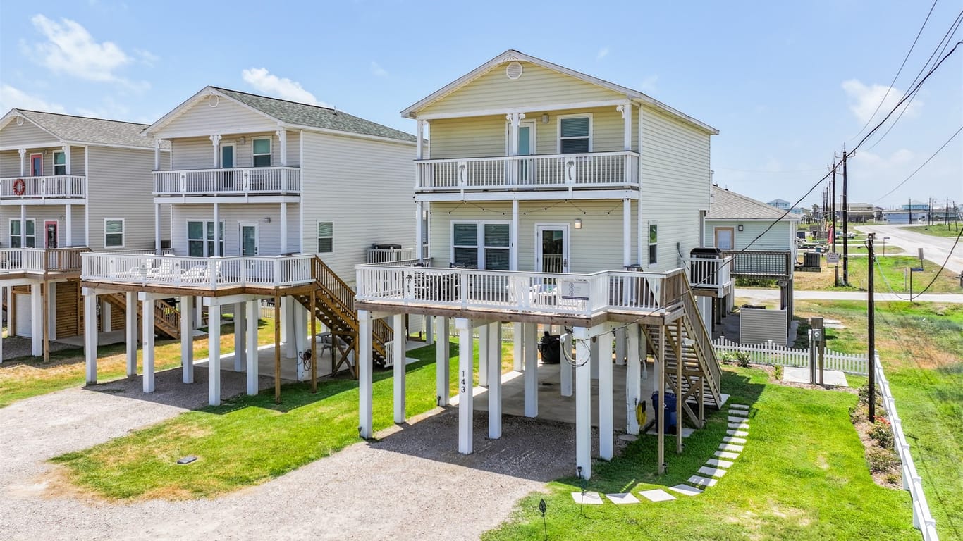 Surfside Beach 2-story, 3-bed 143 W Palm Street-idx